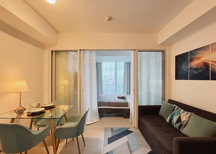 Lunara Staycation At Azure Residences 马尼拉