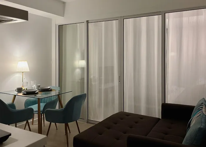 Lunara Staycation At Azure Residences 马尼拉