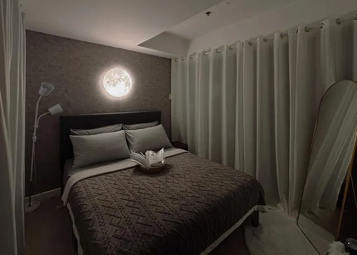 Lunara Staycation At Azure Residences 公寓式飯店